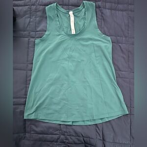 EUC Lululemon Tank